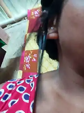 Snapshot of Hot-Show2 chatting on October 7, 2025, 5:26 am Hot-Show2 online show from October 7, 2025, 5:26 am