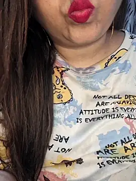 Snapshot of indian-hotmilfs chatting on September 14, 2025, 1:10 pm indian-hotmilfs online show from September 14, 2025, 1:10 pm