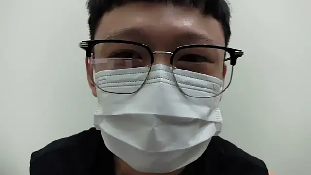 Snapshot of CYCYCYCYCY chatting on October 20, 2025, 2:28 pm CYCYCYCYCY online show from October 20, 2025, 2:28 pm