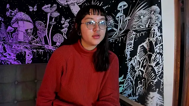 Violetaa Leee online show from October 3, 2025, 12:18 am