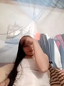 Snapshot of YAYAA-502 chatting on September 10, 2025, 2:17 pm YAYAA-502 online show from September 10, 2025, 2:17 pm