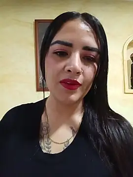 Snapshot of MAYE__13 chatting on September 27, 2025, 12:54 pm MAYE 13 online show from September 27, 2025, 12:54 pm