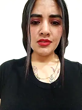 Snapshot of MAYE__13 chatting on October 2, 2025, 12:56 pm MAYE 13 online show from October 2, 2025, 12:56 pm
