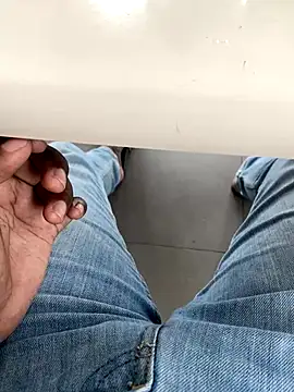 Snapshot of Senurak99 chatting on September 18, 2025, 9:00 am Senurak99 online show from September 18, 2025, 9:00 am