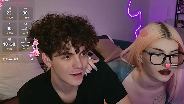 Snapshot of Alice18James chatting on September 23, 2025, 5:49 pm Alice18James online show from September 23, 2025, 5:49 pm