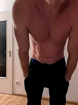 Snapshot of Shunduuu chatting on October 31, 2025, 10:22 pm Shunduuu online show from October 31, 2025, 10:22 pm