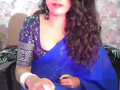 Snapshot of shaalu_sharma chatting on September 22, 2025, 9:22 am shaalu sharma online show from September 22, 2025, 9:22 am