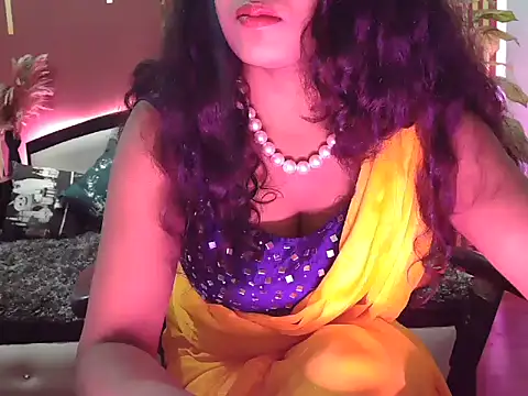 Snapshot of shaalu_sharma chatting on October 9, 2025, 6:33 am shaalu sharma online show from October 9, 2025, 6:33 am