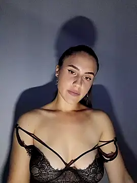 Snapshot of SweetViky chatting on October 10, 2025, 5:23 pm SweetViky online show from October 10, 2025, 5:23 pm