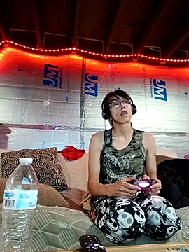HeartlessHarleyQuinn325 online show from September 14, 2025, 11:31 am