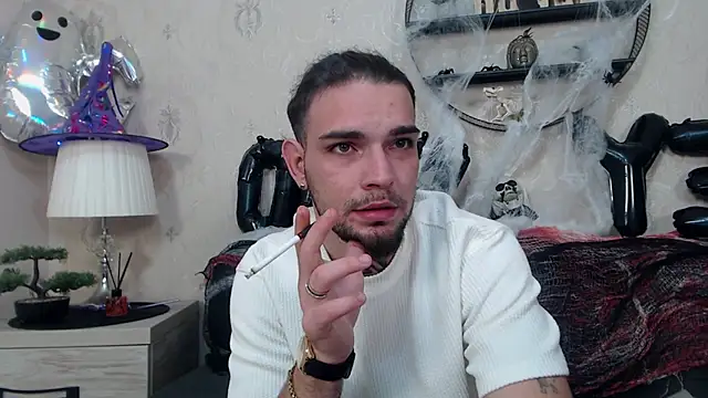 DanyelCarter online show from October 18, 2025, 7:25 pm