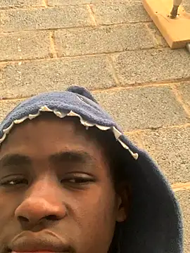 Snapshot of Vince_Favent chatting on September 10, 2025, 10:59 am Vince Favent online show from September 10, 2025, 10:59 am