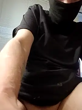 Snapshot of J3tbl4ck chatting on November 4, 2025, 10:09 pm J3tbl4ck online show from November 4, 2025, 10:09 pm