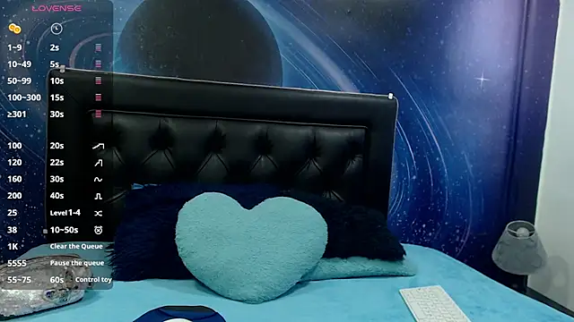 Snapshot of tiinaa_jouns chatting on September 22, 2025, 12:29 pm tiinaa jouns online show from September 22, 2025, 12:29 pm