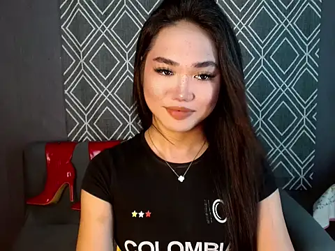 Snapshot of hugesignificant_69 chatting on October 10, 2025, 5:39 am hugesignificant 69 online show from October 10, 2025, 5:39 am