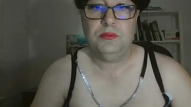 Snapshot of nataliacd chatting on September 12, 2025, 2:17 pm nataliacd online show from September 12, 2025, 2:17 pm