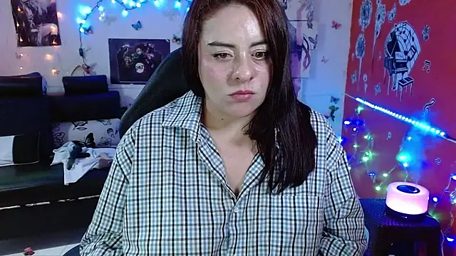 Snapshot of carol_20 chatting on December 7, 2024, 8:00 am carol 20 online show from December 7, 2024, 8:00 am