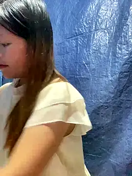 Snapshot of O_o_UwU_o_O chatting on October 8, 2025, 3:26 am O o UwU o O online show from October 8, 2025, 3:26 am