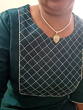 Snapshot of angel_ridhi chatting on September 12, 2025, 5:18 am angel ridhi online show from September 12, 2025, 5:18 am