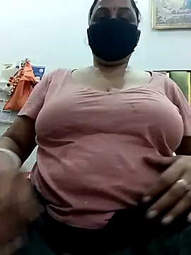 Snapshot of Rakhi_sawant143 chatting on October 24, 2025, 10:00 am Rakhi sawant143 online show from October 24, 2025, 10:00 am