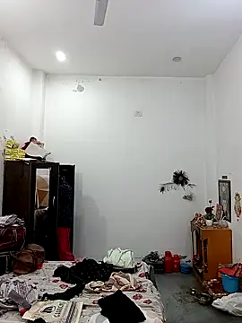 Snapshot of Rakhi_sawant143 chatting on November 8, 2025, 3:29 am Rakhi sawant143 online show from November 8, 2025, 3:29 am