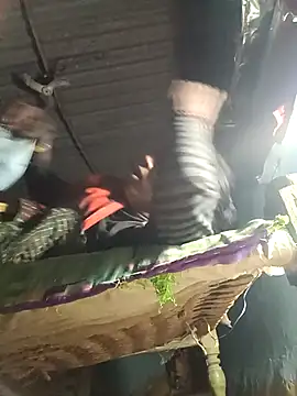 Snapshot of Hot-honi chatting on November 8, 2025, 11:58 pm Hot-honi online show from November 8, 2025, 11:58 pm