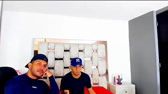 Snapshot of AngelAndChris chatting on September 15, 2025, 12:27 pm AngelAndChris online show from September 15, 2025, 12:27 pm