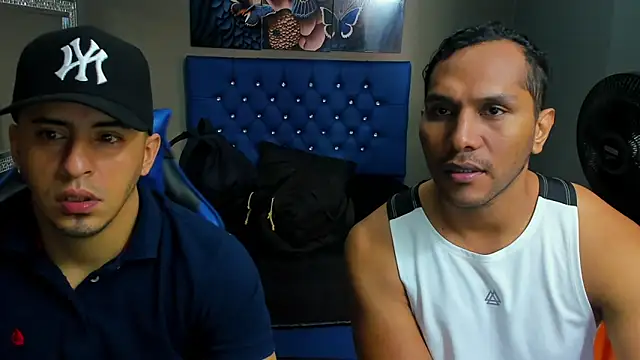Snapshot of AngelAndChris chatting on September 22, 2025, 12:18 pm AngelAndChris online show from September 22, 2025, 12:18 pm