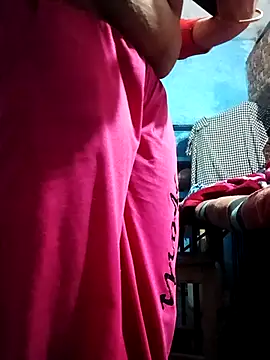 Snapshot of Deepa_hott chatting on October 28, 2025, 10:45 pm Deepa hott online show from October 28, 2025, 10:45 pm