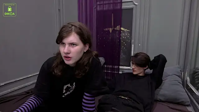 Snapshot of ViviaraNGendy chatting on September 22, 2025, 10:28 am ViviaraNGendy online show from September 22, 2025, 10:28 am