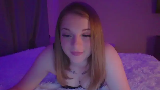 Snapshot of Star_Girlish chatting on September 18, 2025, 9:06 pm Star Girlish online show from September 18, 2025, 9:06 pm