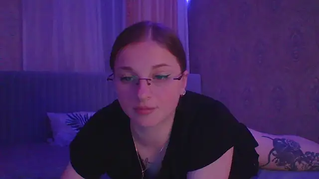 Snapshot of Star_Girlish chatting on November 12, 2025, 9:36 pm Star Girlish online show from November 12, 2025, 9:36 pm