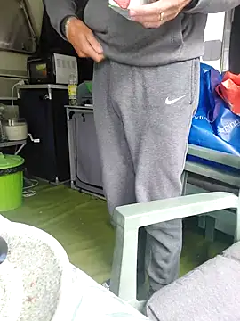 Snapshot of slaveman4you chatting on September 17, 2025, 11:56 am slaveman4you online show from September 17, 2025, 11:56 am