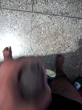 Snapshot of Hyd-bad-boy-25 chatting on September 29, 2025, 4:06 am Hyd-bad-boy-25 online show from September 29, 2025, 4:06 am