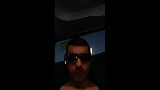 Greek crazy couple online show from November 1, 2025, 3:03 pm