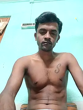 Snapshot of ShinuRoy chatting on September 18, 2025, 11:40 pm ShinuRoy online show from September 18, 2025, 11:40 pm