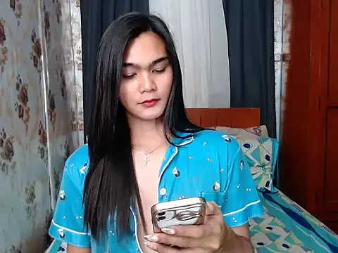 Snapshot of lady_in_moon chatting on October 9, 2025, 12:58 pm lady in moon online show from October 9, 2025, 12:58 pm