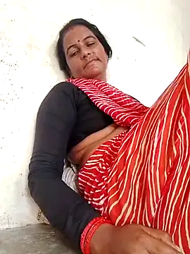 Snapshot of Suhani_hot12 chatting on October 8, 2025, 10:24 am Suhani hot12 online show from October 8, 2025, 10:24 am