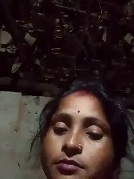 Snapshot of sonaya9y chatting on September 22, 2025, 4:42 pm sonaya9y online show from September 22, 2025, 4:42 pm