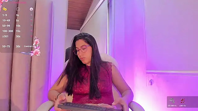 Karoline21 online show from October 17, 2025, 1:03 pm