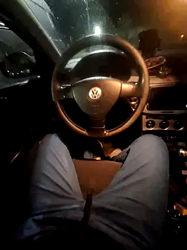 Snapshot of Mlody991112 chatting on October 6, 2025, 8:39 pm Mlody991112 online show from October 6, 2025, 8:39 pm