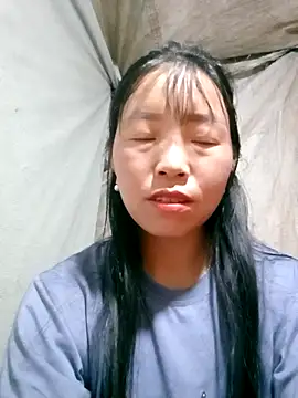 Snapshot of hera-00 chatting on September 12, 2025, 10:10 pm hera-00 online show from September 12, 2025, 10:10 pm