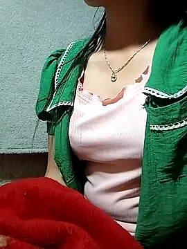 Snapshot of hera-00 chatting on September 26, 2025, 10:25 pm hera-00 online show from September 26, 2025, 10:25 pm