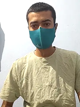 Snapshot of GirlsCrush_ chatting on September 16, 2025, 9:43 am GirlsCrush online show from September 16, 2025, 9:43 am