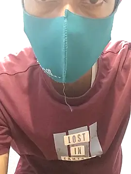 Snapshot of GirlsCrush_ chatting on September 19, 2025, 8:09 pm GirlsCrush online show from September 19, 2025, 8:09 pm