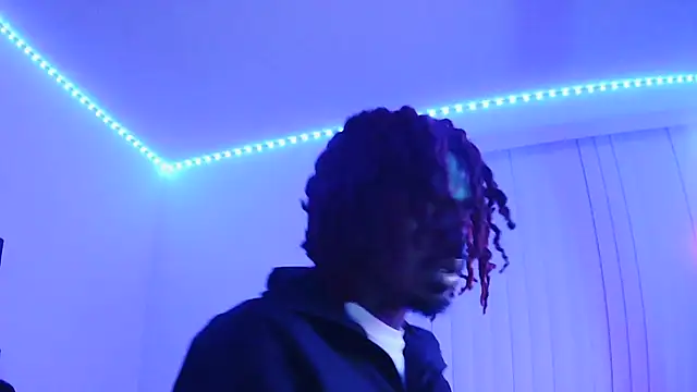 Snapshot of risktakinndolo chatting on September 25, 2025, 2:26 am risktakinndolo online show from September 25, 2025, 2:26 am