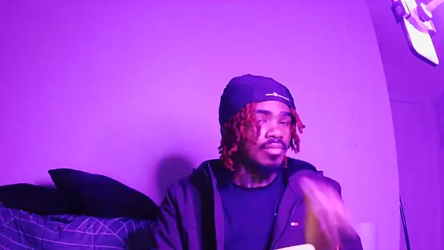 Snapshot of risktakinndolo chatting on September 28, 2025, 2:50 am risktakinndolo online show from September 28, 2025, 2:50 am