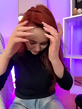 Snapshot of PollyVinice chatting on September 13, 2025, 11:21 am PollyVinice online show from September 13, 2025, 11:21 am