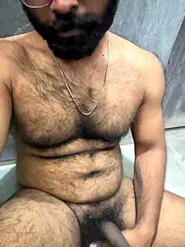 Snapshot of DJLOVE280825 chatting on November 2, 2025, 6:49 am DJLOVE280825 online show from November 2, 2025, 6:49 am