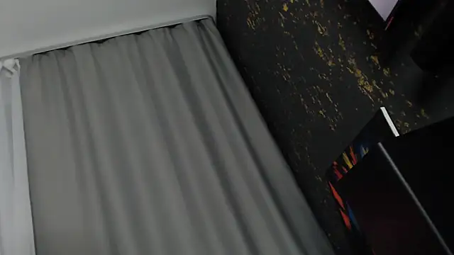 Snapshot of you_touch_me_now_today chatting on October 29, 2025, 1:24 pm you touch me now today online show from October 29, 2025, 1:24 pm